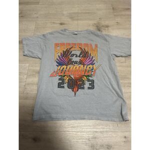 Journey Freedom World Tour 2023 Gray  Mens Shirt‎ Size XS Band